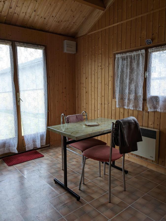 Au Petit Chalet D'Illiers Combray - Salle D'Eau Uniquement Exterior foto